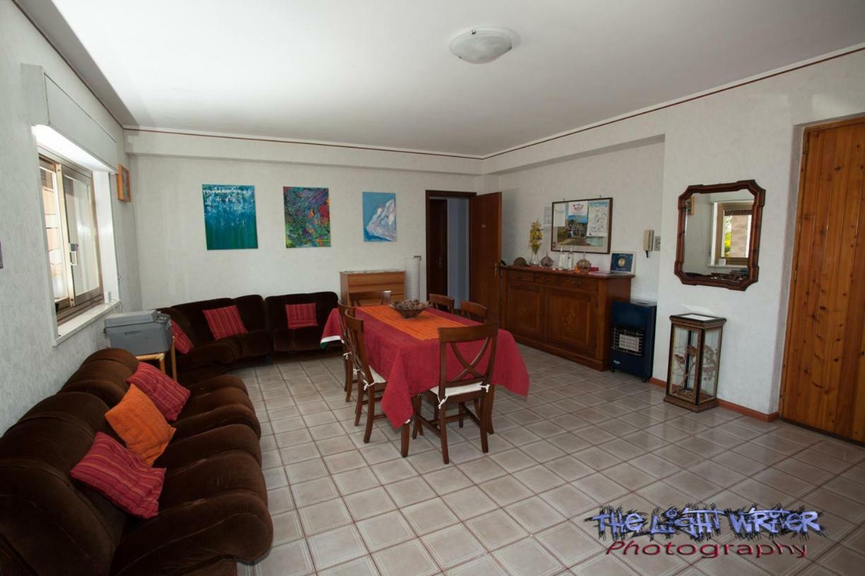 Etna Travellers B&B Маскалуча Экстерьер фото